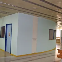 Dora ima v izolski bolnišnici urejene ločene prostore. 