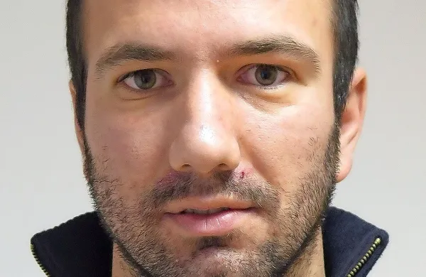 



 Vasja Ivančič: “S tem odlokom bomo manj 
poseljene kraje v naši občini, kot so Golac, Poljane 
in nekateri kraji v Brkinih, lahko oživili le z 
odseljevanjem ljudi iz ostalih krajev v naši občini, 
kar je popoln nesmisel.”