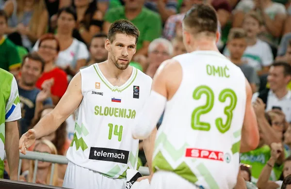 Bo Gašper Vidmar na eurobasketu centrsko mesto delil z 
Alenom Omićem ali Realovim Američanom?