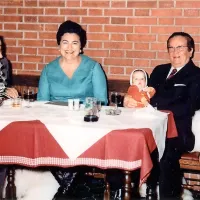 Seča, 26. decembra 1975 (z leve):  Martin (Tine) Kotar, 
Jovanka Broz, Martin Kotar ml., Josip Broz Tito in Milka 
Kotar.