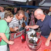 Oljke, vino in ribe pritegnili domačine in turiste (foto)