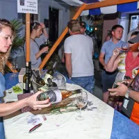 Oljke, vino in ribe pritegnili domačine in turiste (foto)