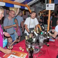 Oljke, vino in ribe pritegnili domačine in turiste (foto)
