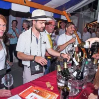 Oljke, vino in ribe pritegnili domačine in turiste (foto)