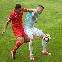 Josip Iličić (v modro-beli opremi) je kljub trdim prijemom 
malteške obrambe dosegel prvi zadetek.