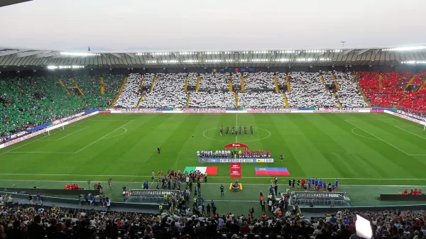 Najboljša italijanska reprezentanca je v nedeljo v Vidmu 
gostovala osmič.