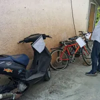 Novi lastnik je najden moped odpeljal domov za 25 evrov.