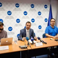 Z leve: Luka Zevnik, Igor Velov in Jurij Dreo