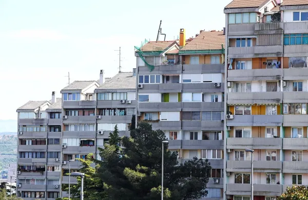 V Združenju etažnih lastnikov v zakonu želijo rešitve, ki bodo 
omogočile nadzor nad delom upravnikov, da bi bilo upravljanje večstanovanjskih stavb bolj pregledno in učinkovito.