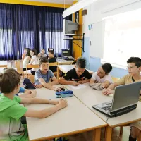 V Idriji in Novi Gorici so gostili srbske učence slovenskih korenin (foto)