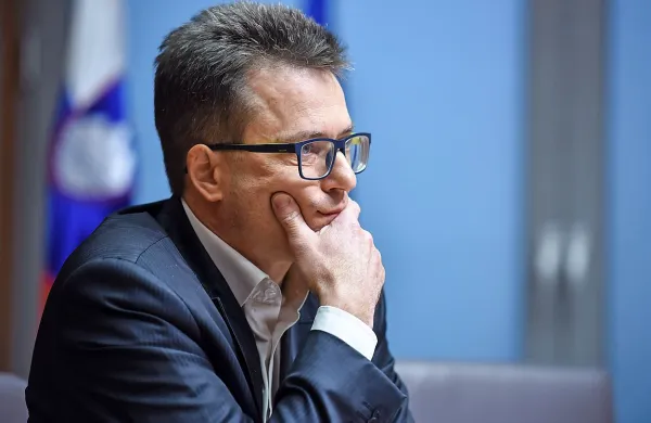 Zvonko Černač