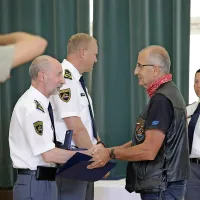 Ob dnevu policije so v Novi Gorici podelili &scaron;tevilna priznanja (foto)