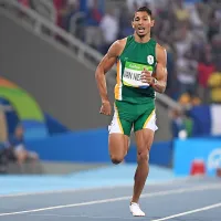 Južnoafričan Wayde van Niekerk je sto metrov pretekel 
najhitreje na slovenskih tleh (9,94).