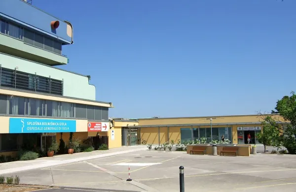 Na tej ploščadi so morali heliodrom ukiniti, ker ni  urejena po 
tovrstnih  normativih.