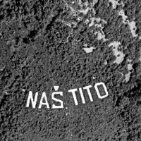 Tako naj bi leta 1978 simbol sijal  na svojem novem mestu. 
Med drugimi naj bi ga Komunala vzdrževala z barvo za  talne 
prometne oznake.      