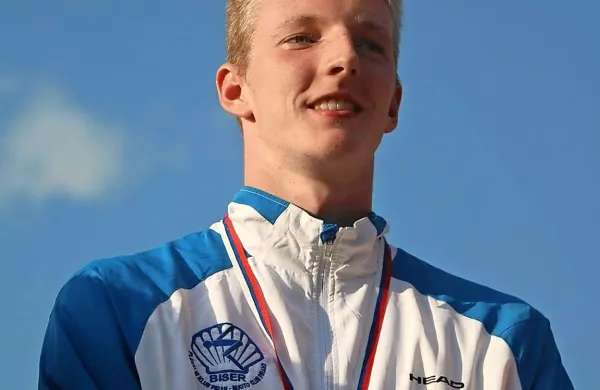 Marcel Primožič čaka prvo mladinsko evropsko  plavalno 
prvenstvo v karieri.