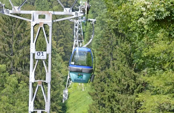 Re&scaron;ili vseh 19 ujetih v kabinah kaninske žičnice