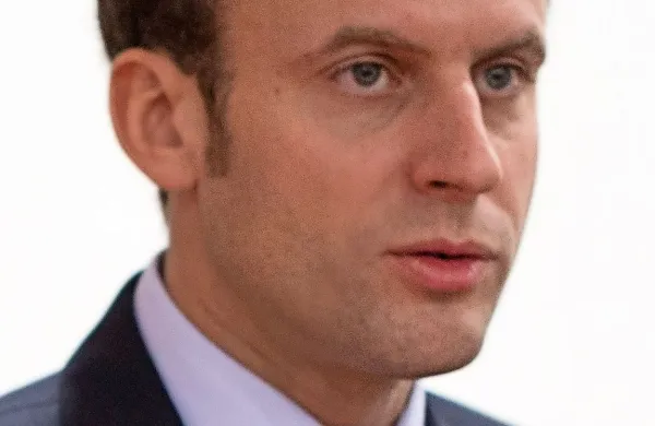  Emmanuel Macron