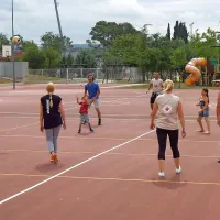 &Scaron;portne igre brezdomcev