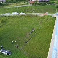 Celjski policisti voznika ustavljali tudi s streli v pnevmatike