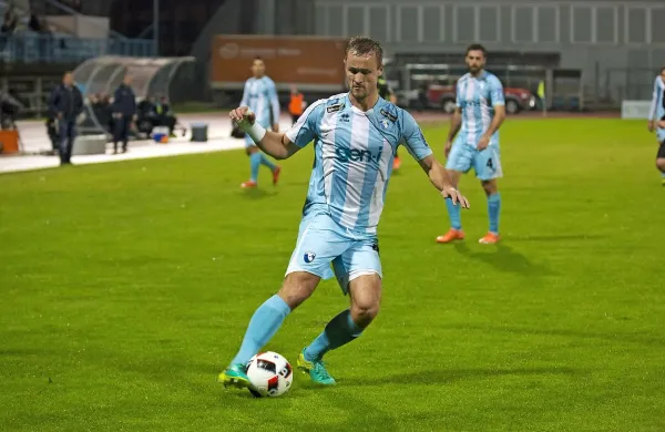 Matija Boben (z žogo) je iz Gorice prestopil k ruskemu 
Rostovu. 