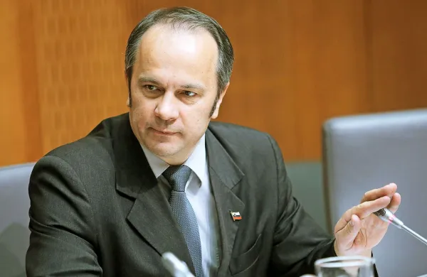 Predsednik komisije državnega zbora  za nadzor obveščevalnih in varnostnih služb Branko Grims