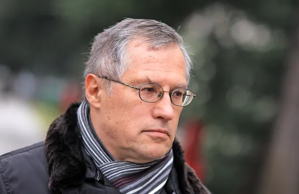  Zoran Božič predlaga ministrstvu, da začne čim prej graditi 
tretja pasova med Razdrtim in Ljubljano.