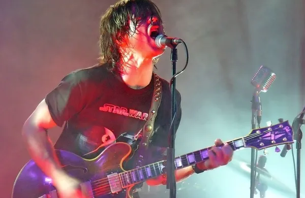 Ryan Adams v naš kotiček Evrope prihaja  s 16. studijskim 
albumom Prisoner.  