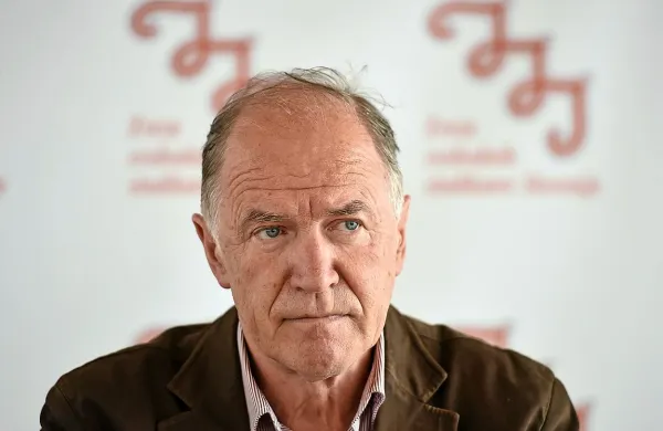 “Kapital je okreval, zdaj je čas, da se izboljša tudi življenjski 
standard delavcev in njihovih družin,” je pozval predsednik 
Zveze svobodnih sindikatov Slovenije Dušan Semolič. 
