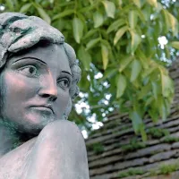 Kip Ite Rine na borjaču Škrateljnove domačije v Divači