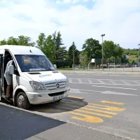 Prebivalci Vanganela se pritožujejo, da imajo slabe avtobusne povezave z občinskim središčem v Kopru.