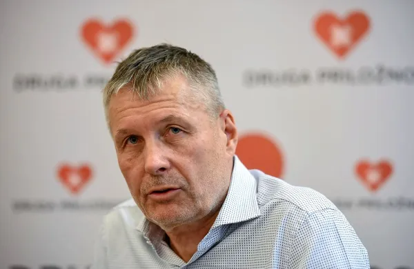 Bojan Požar je predsednik gibanja Druga priložnost, tvoja 
prihodnost. 