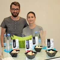 Pod blagovno znamko I like Tofu se trenutno prodaja ekološki 
tofu  osmih različnih okusov. Z rastjo podjetja pa naj bi se širila 
tudi ponudba izdelkov.