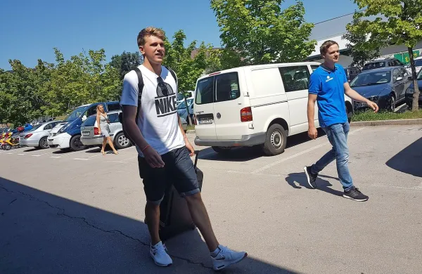 Tako je  dopoldne na priprave članske reprezentance prišel 
Luka Dončić