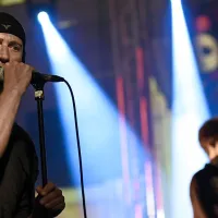 Festival je sklenil koncert slovenske skupine Laibach. 