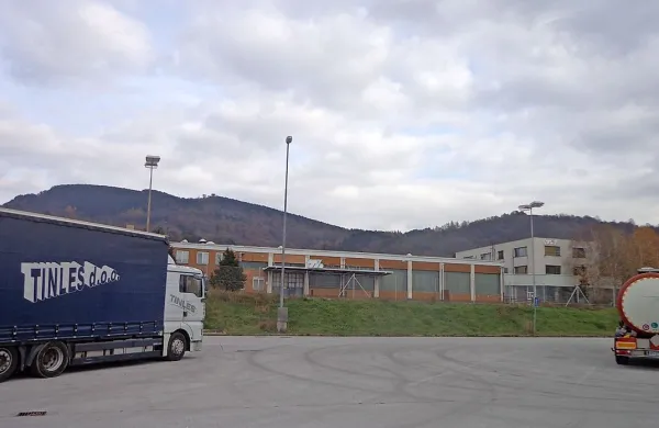 Najvišjo najemnino za kompleks propadlega TIB Transporta 
je ponudilo podjetje Avto Krka. 