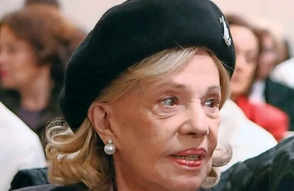 V 90. letu starosti je v svojem pariškem domu umrla francoska igralka Jeanne Moreau.