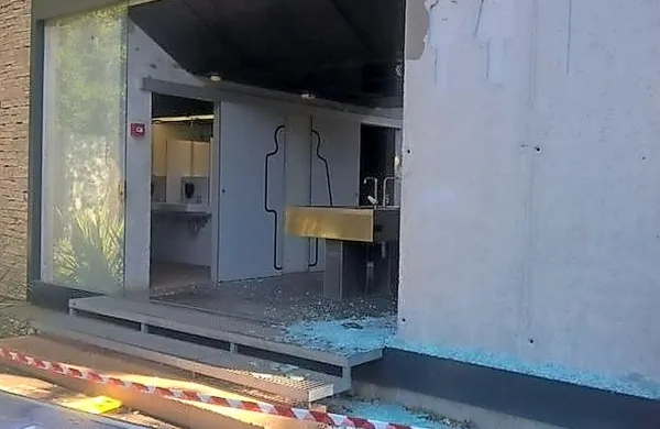 Od tragične smrti Aleksa Unussicha v kampu Mon Perin v 
Balah pri Rovinju je minilo skorajda leto dni, preiskava o 
dogodku pa še ni bila opravljena.