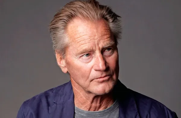 Sam Shepard je prejel več nagrad, za dramo Pokopani otrok 
tudi prestižno Pulitzerjevo.