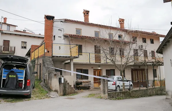 Kraševec je v domači hiši obglavil staro mamo in brata, nato 
pa njuni glavi zažgal v peči centralne kurjave.