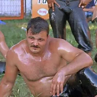 V tekmi za  najboljši dokumentarec bo v Sarajevu  tudi Playing 
Men Matjaža Ivanišina.  