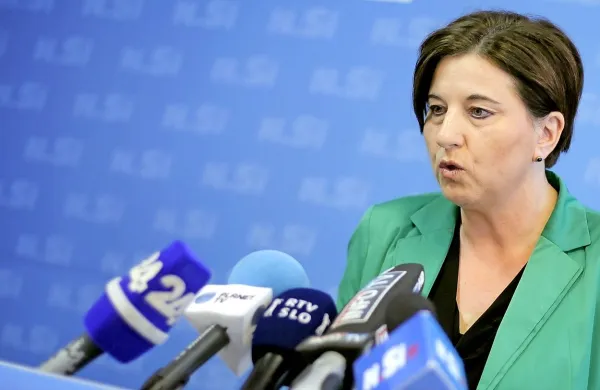 Predsednica NSi Ljudmila Novak je napovedala, da bo na 
letošnjih predsedniških volitvah kandidirala za predsednico 
države. 