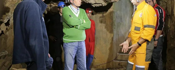 Ob podpori Boruta Pahorja niso poznavalci opozorili le na problem naplavljenih močerilov, ampak na dosti več.    