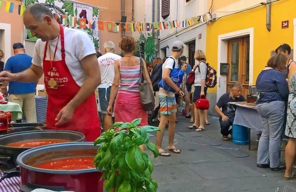 V Ljubljanski ulici je spet di&scaron;alo