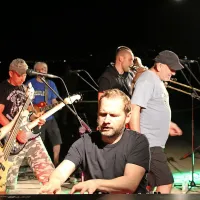Jure Tori je uganjal magijo za klaviaturami in na harmoniki.