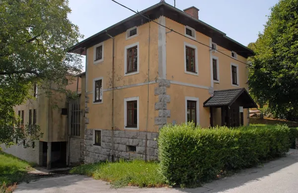 Nekdanjo logarijo bodo  preuredili v apartmaje  za  varovance  VDC Nova Gorica. 
