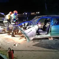 Bistriški gasilci so voznico s tehničnim posegom rešili iz 
razbitega avta. 