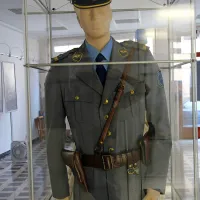 Miličniška uniforma