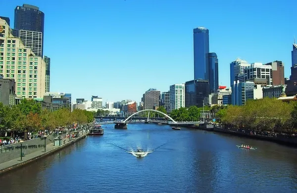 Avstralski Melbourne je glede na raziskavo britanskega 
tednika Economist  najboljše mesto za bivanje na svetu.