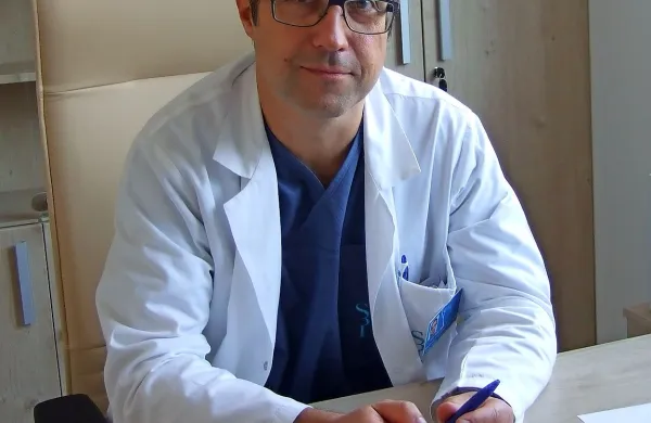 Peter Golob: ”Do marsikatere poškodbe ne bi 
prišlo, če bi bili ljudje na letovanju vsaj nekoliko 
bolj previdni in bi vse, kar počnejo, počeli z 
razumom.”